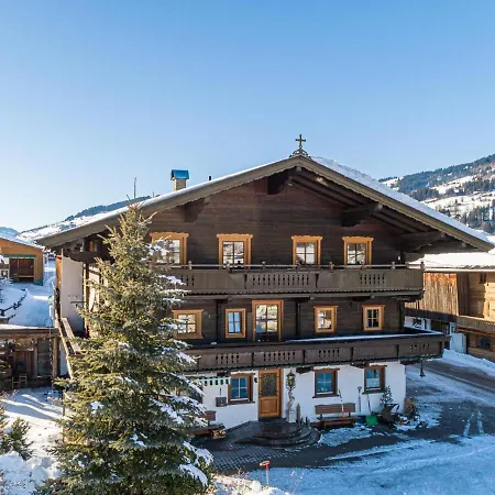 Weberhof 3-4-5 Apartment *